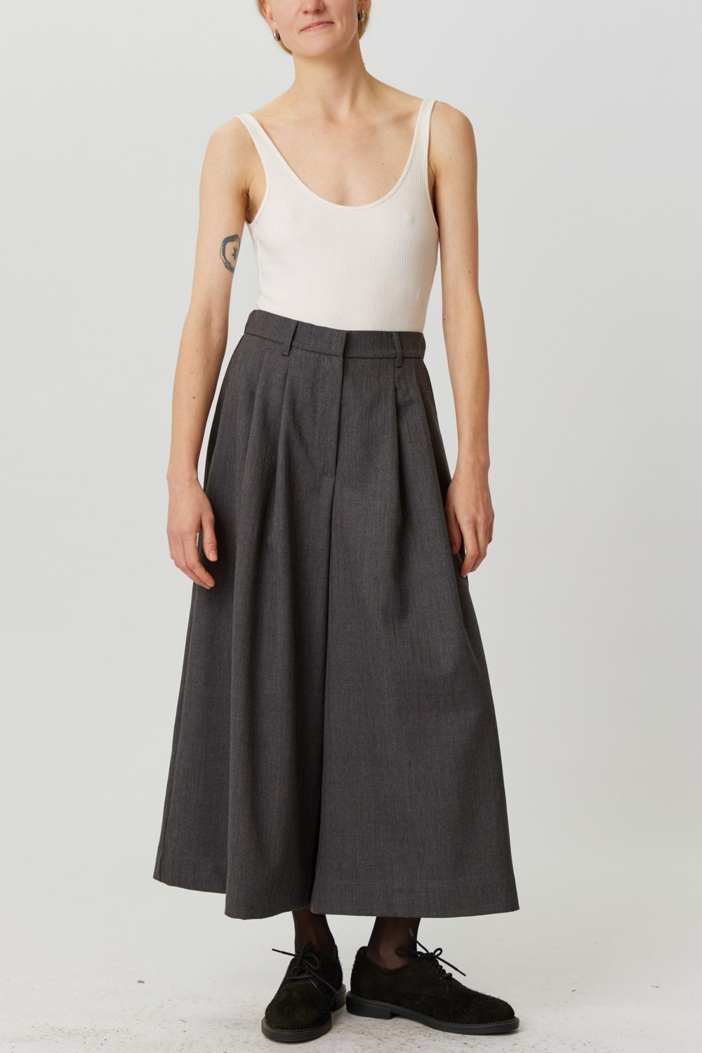 Кюлоты из серой шерсти