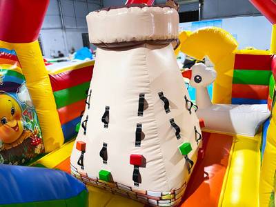 Коммерческий надувной батут с горкой «Добрая русская сказка», 8*4*5 м.