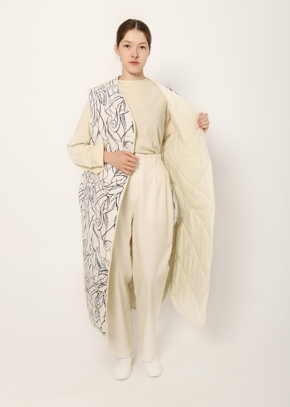 Жилет длинный бежевый L/XL (принт 244-01) ADILI