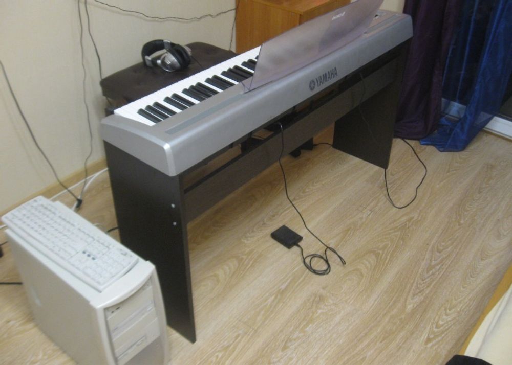 Стандартная подставка (стойка) для цифрового пианино Casio, Yamaha, Roland