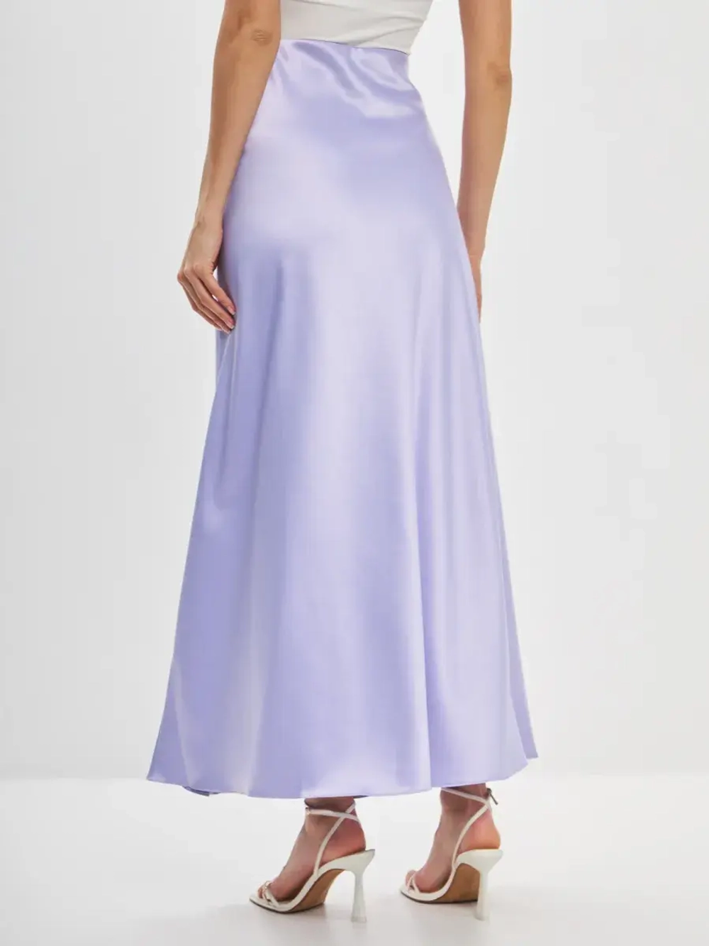 Юбка весенняя, атласная, лавандовая, шелковая на резинке