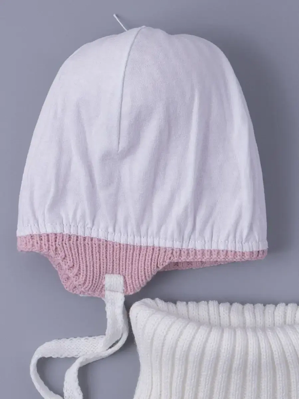 Шапка для девочки осенняя вязаная и снуд