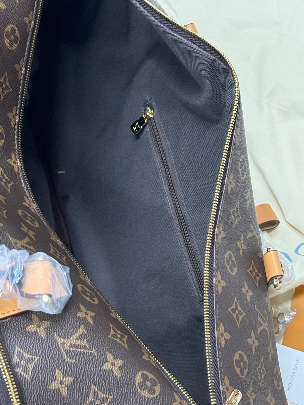 Дорожная сумка Louis Vuitton Neo Eole