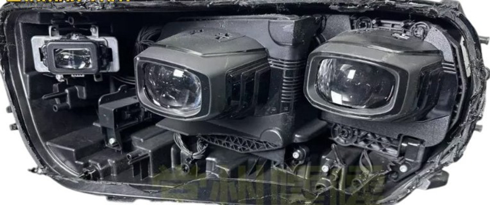 BMW X7 G07 (2018-2025) Ближний свет переходные рамки для замены линз (комплект, 2шт)