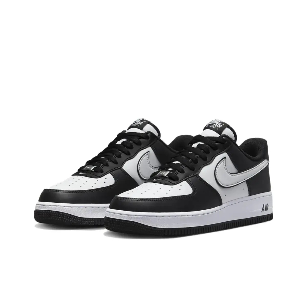 Nike Air Force 1 Low "Panda"