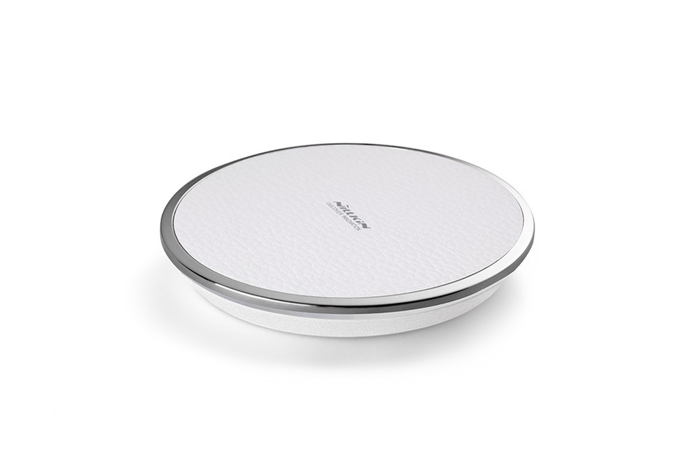 Беспроводная зарядка с имитацией кожи белого цвета Magic Disk 3 от Nillkin