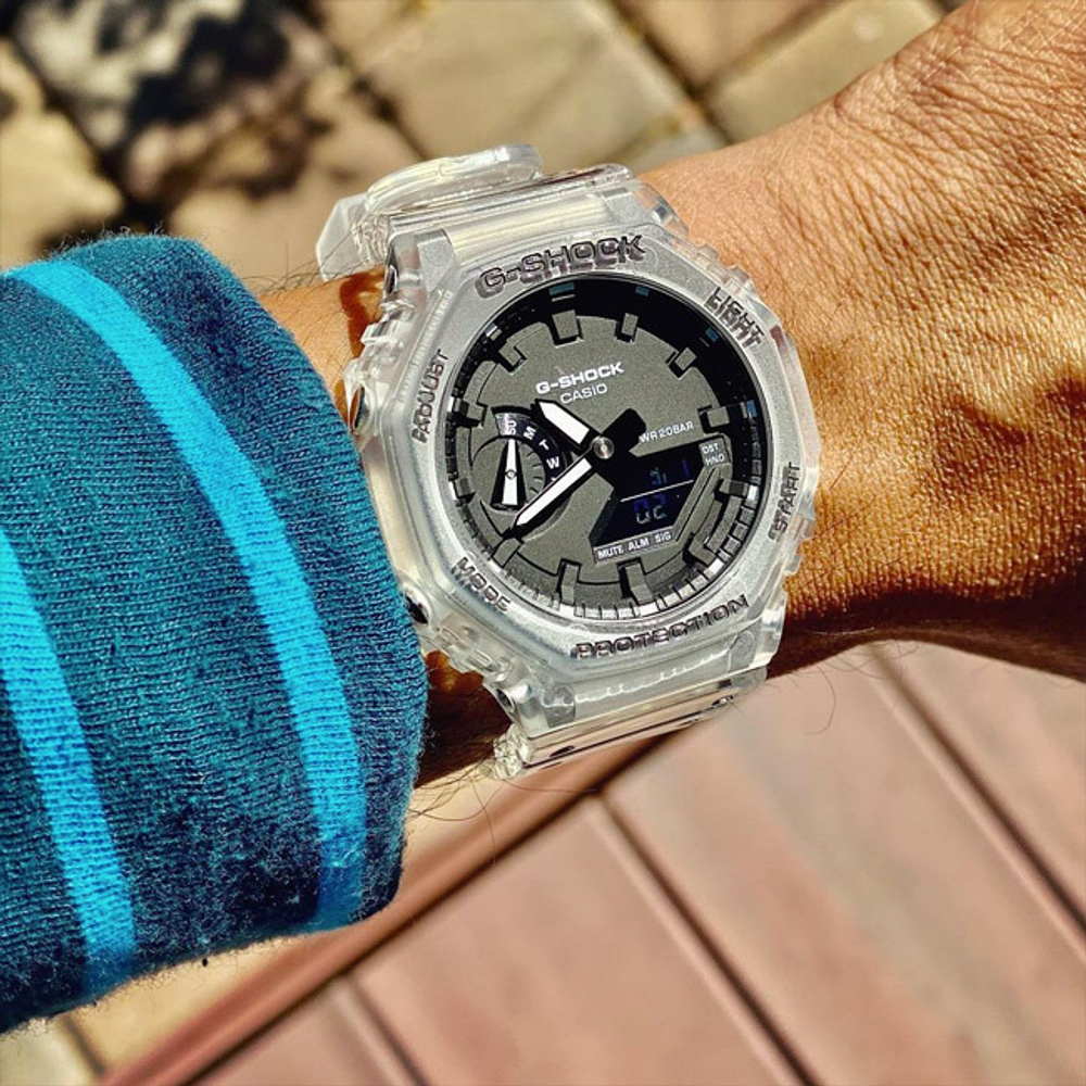 Часы Casio GA-2100SKE-7AER