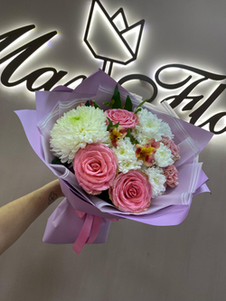 Букет 8 Марта М-48