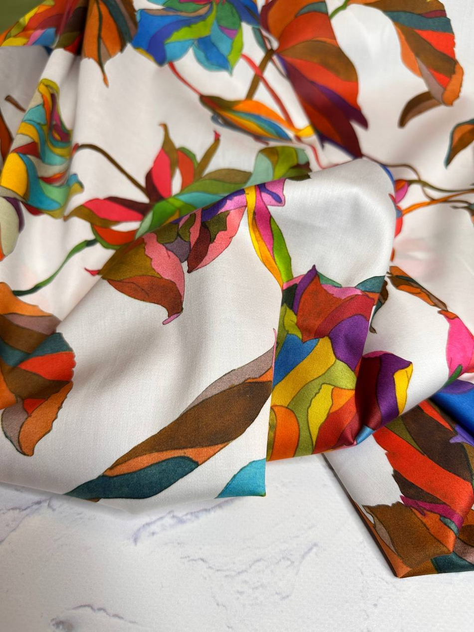 Плательно-блузочный поплин с рисунком (100%хлопок, Жемчужный белый фон/яркие фломастерные цветы, 150, 150 гр/м2)