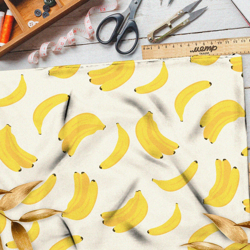 Ткань барби бананчики на белом фоне