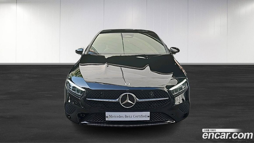Mercedes-Benz A-Class W177 A220 Hatchback (12.2023)