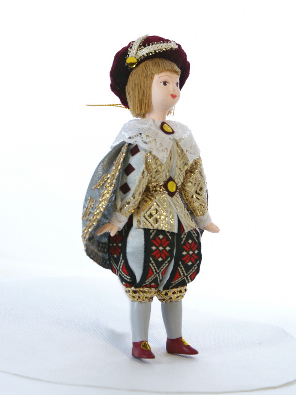 Кукла-подвеска сувенирная фарфоровая Паж