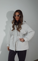 Куртка утепленная на кулиске с капюшоном