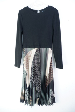 Платье ESPIGA стильное 40-42 размер