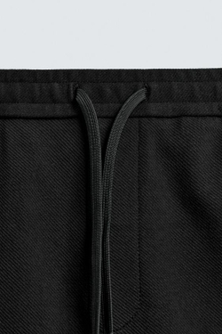 ZARA ШОРТЫ КОМФОРТНОЙ ПОСАДКИ ИЗ РЕЛЬЕФНОЙ ТКАНИ, ЧЕРНЫЙ