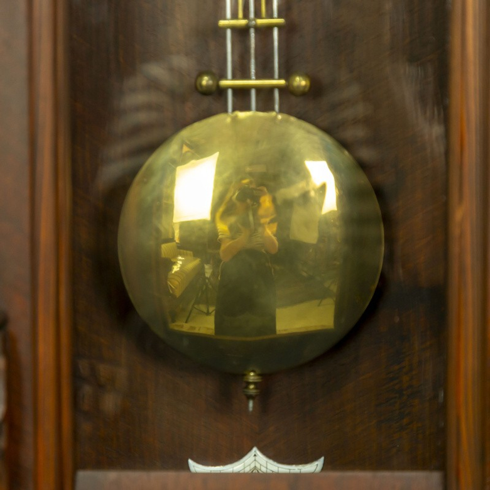 Настенные часы поставщика царского двора