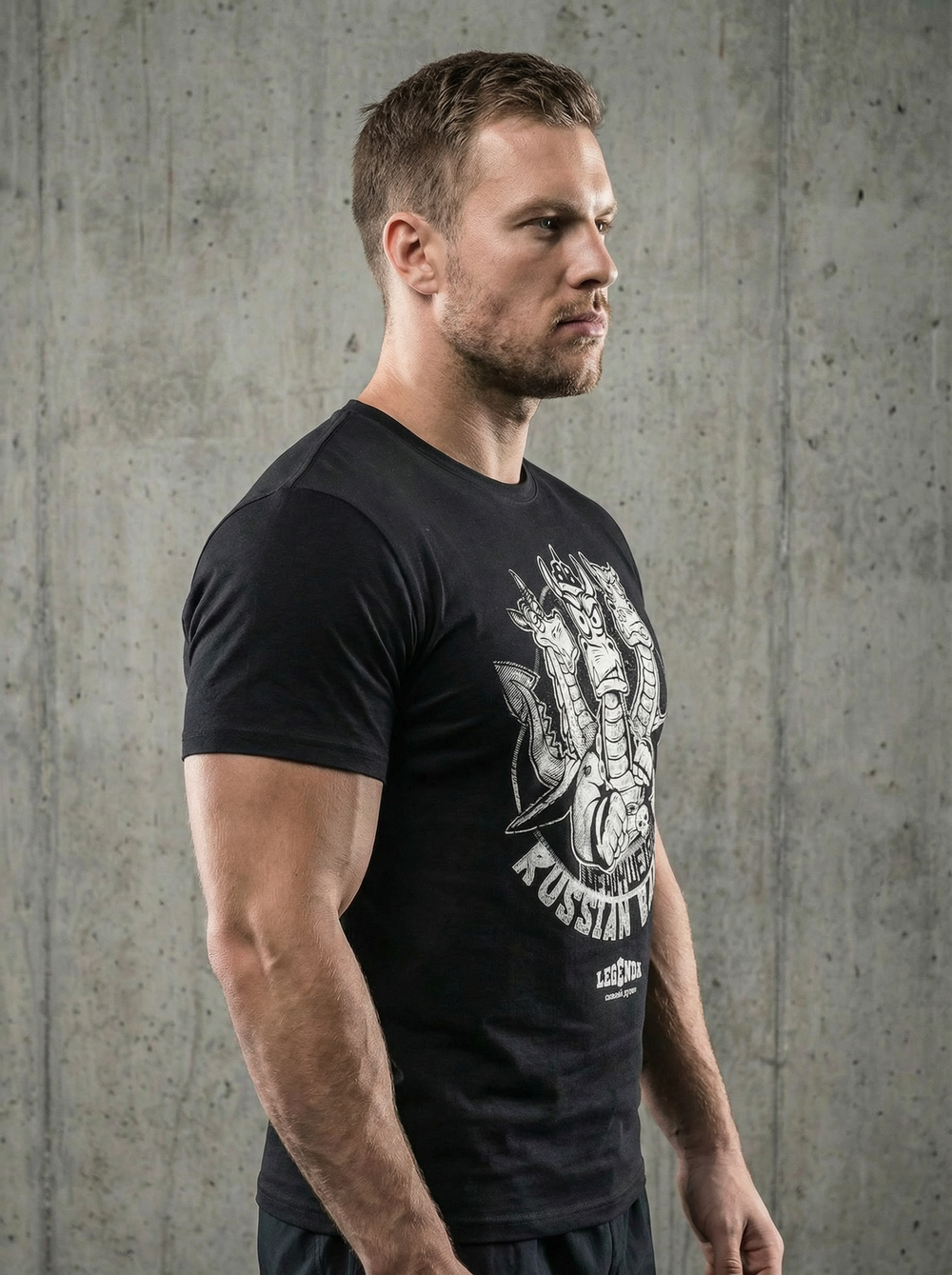 Футболка спортивная хлопковая мужская черная LEGENDA Горыныч белый