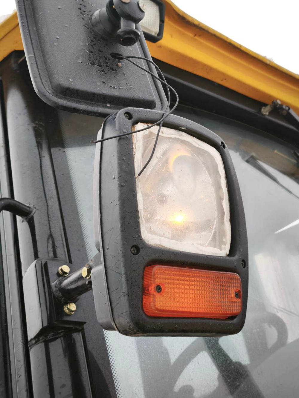 ACE TLB95 Экскаватор-погрузчик TLB95 (Дизельный, 3,9 л, 96 л.с., АТ)