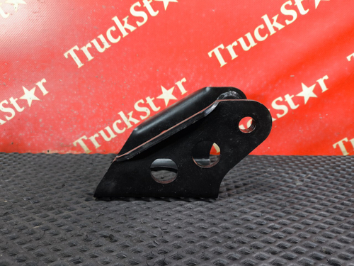 Кронштейн амортизатора переднего 2023г