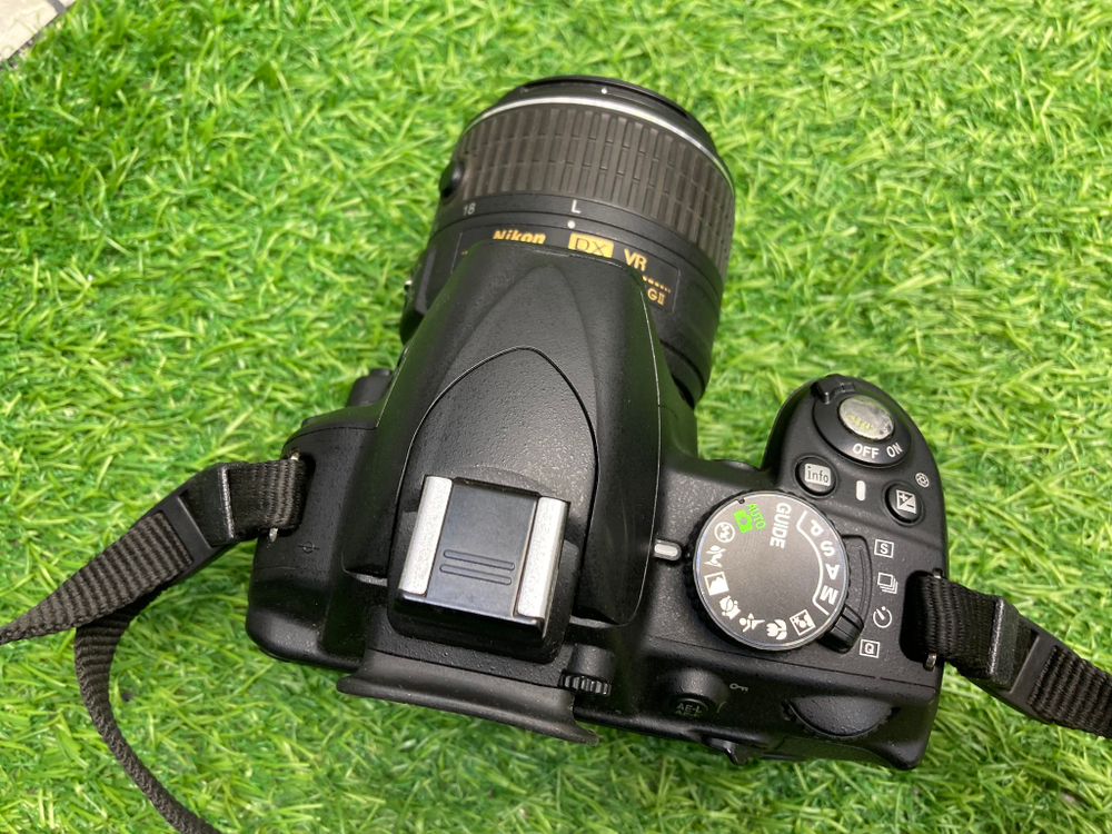 Nikon D3100 kit 18-55mm 3.5-5.6G VR II 6500 кадров