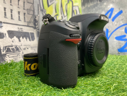 Nikon D300s 22.000 кадров