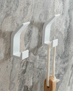 Крючки самоклеющиеся для ванной, белый