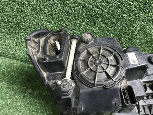 Битая Фара левая BMW 5er G30 (17-20) Adaptive LED