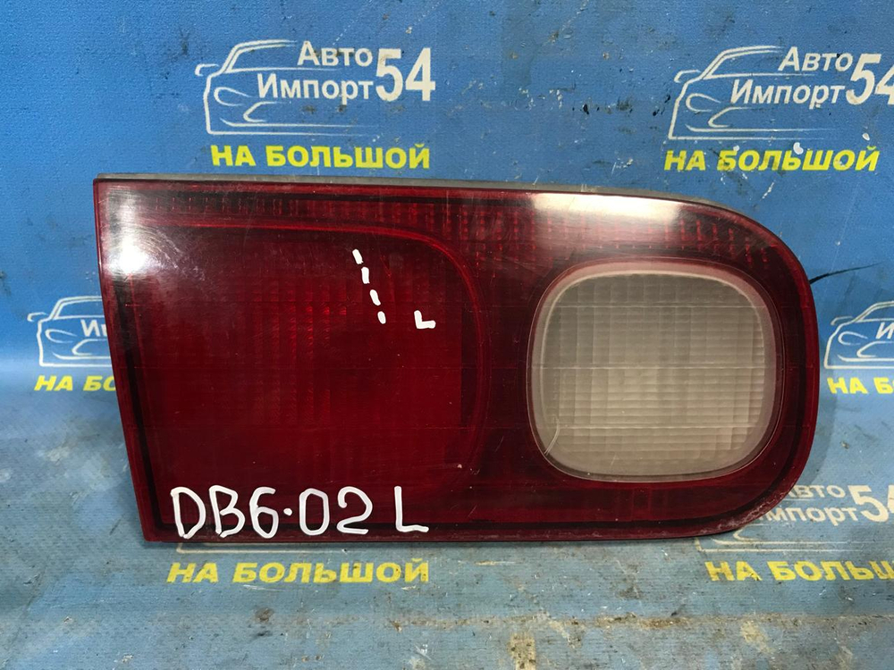 Вставка багажника левая Honda INTEGRA 1996