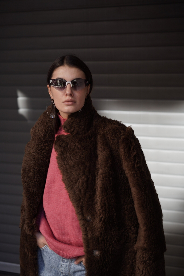 Свитер розовый