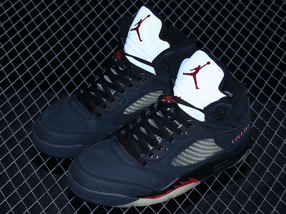 Jordan 5 Retro Gore-Tex Off-Noir