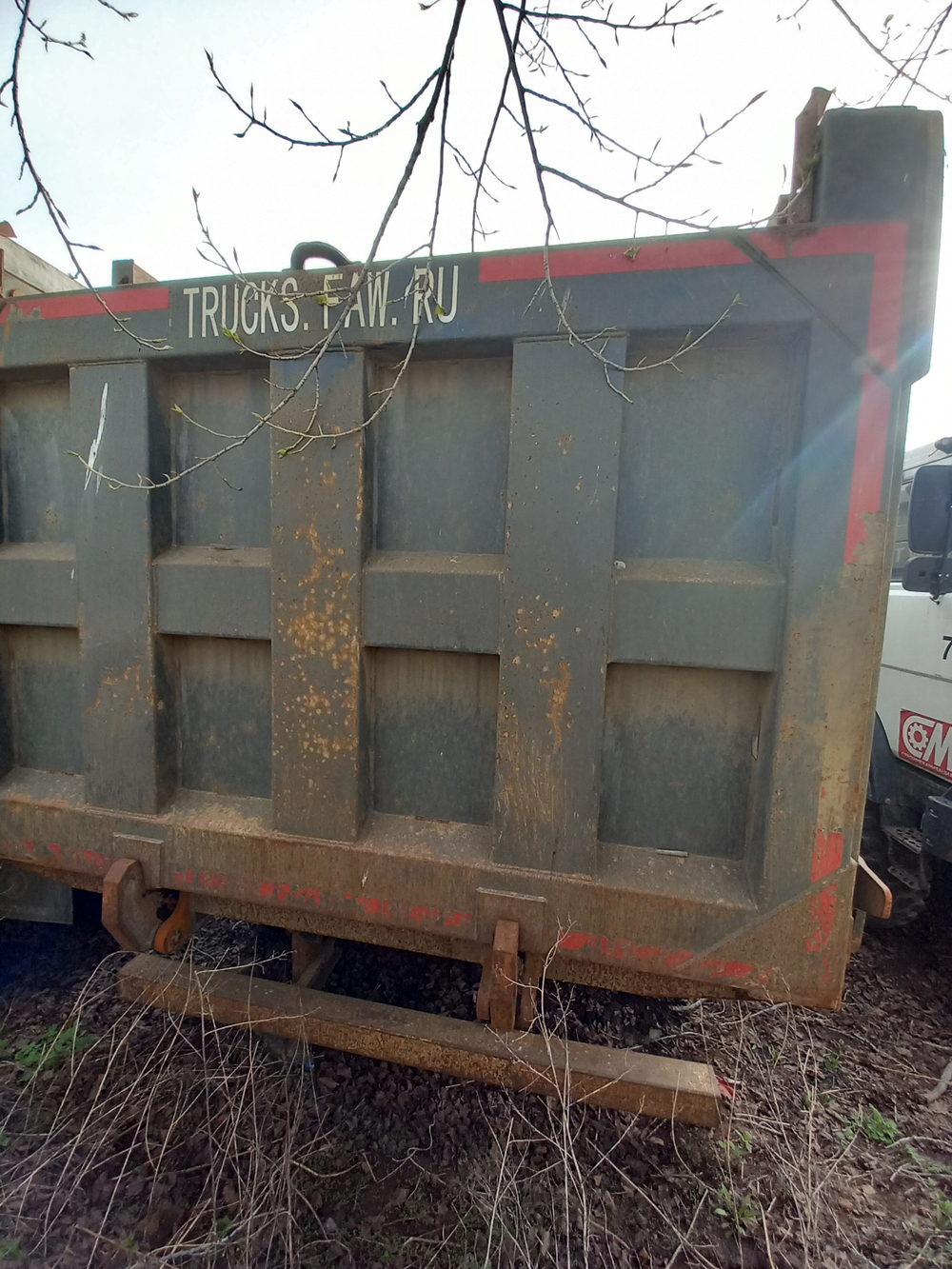 FAW J6 8x4 Самосвал СА3310Р66K24T4E5