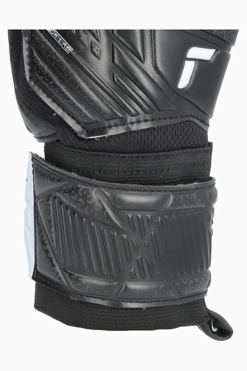 Вратарские перчатки Reusch Attrakt Resist - черный