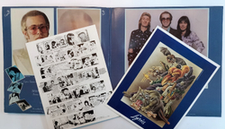 Elton John Captain Fantastic And The Brown Dirt Cowboy (US 1975, два буклета и постер)
