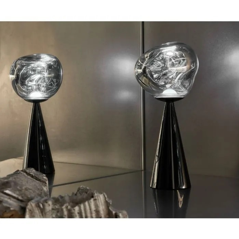 Настольная лампа Melt black