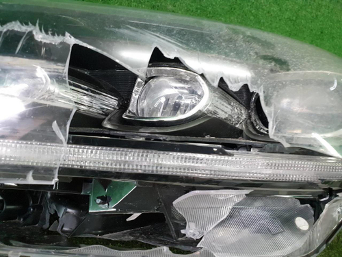 Битая Фара левая Kia Sorento 3 UM Prime (2017-2020) LED