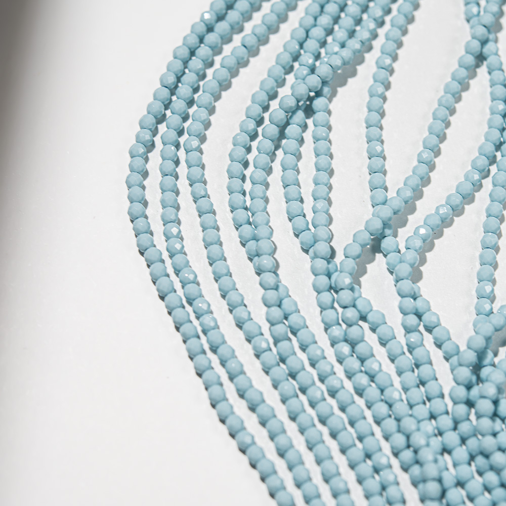 Шпинель синтетическая "Иранская бирюза", 3,1мм, шар, микроогранка