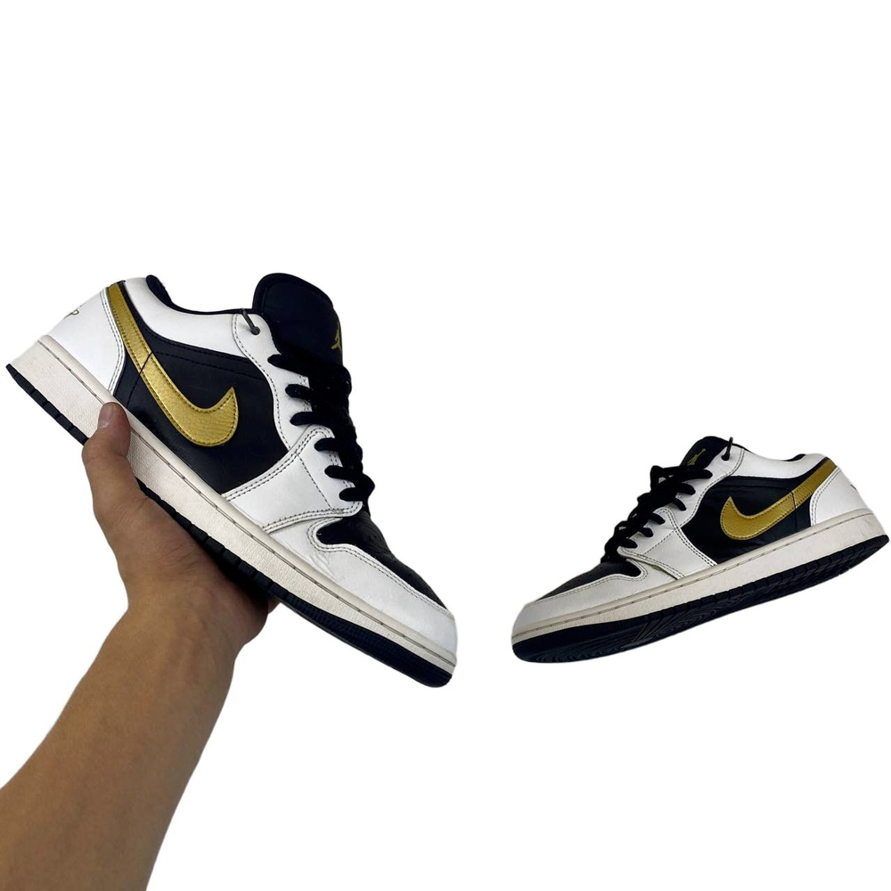 Кроссовки Nike Air Jordan 1 Low Gold Swoosh