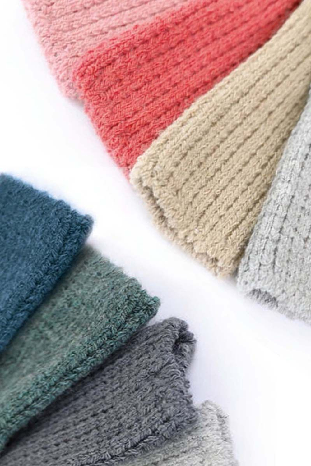 Теплые женские вязанные носки для дома (Размер: S-M-L) (Цвет: светло-бордовый)