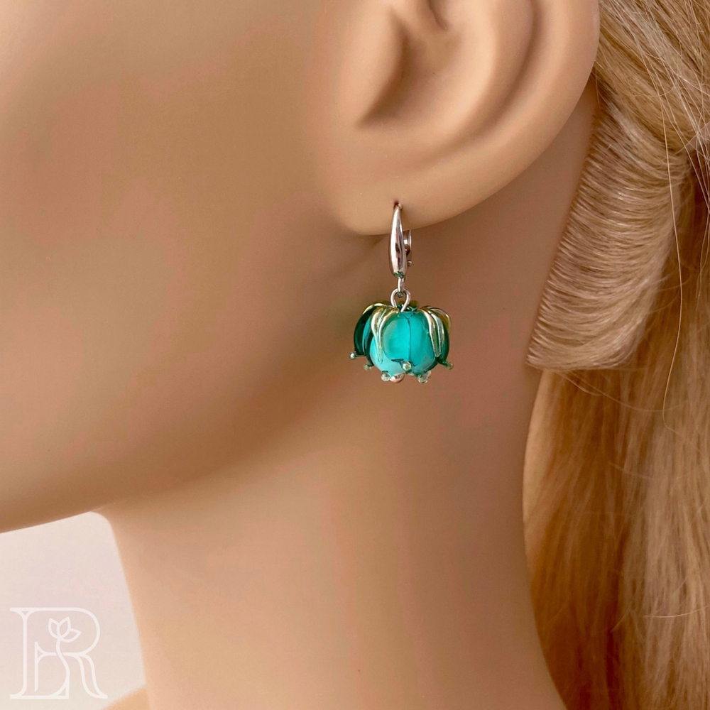 LEFIREL' Серьги серебряные женские "Морская пена" с цветами из муранского стекла / ювелирные украшения из родированного серебра 925