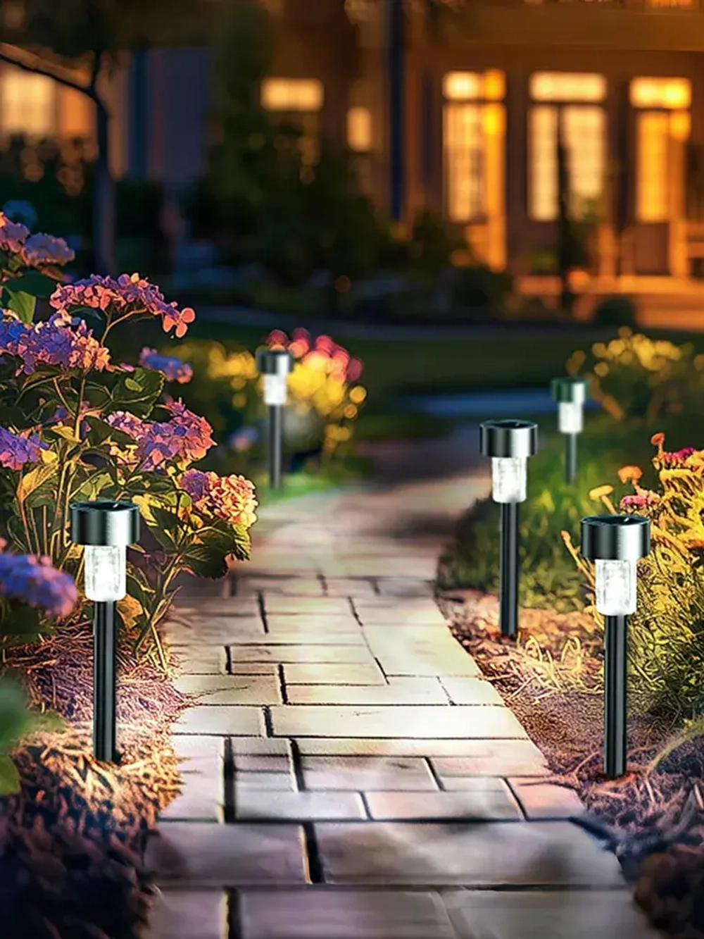 Светильник уличный, 12 солнечных садовых фонарей/solar lights, используемых для освещения домов и дорог.