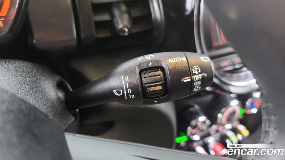 Mini Cooper Basic (09.2020)