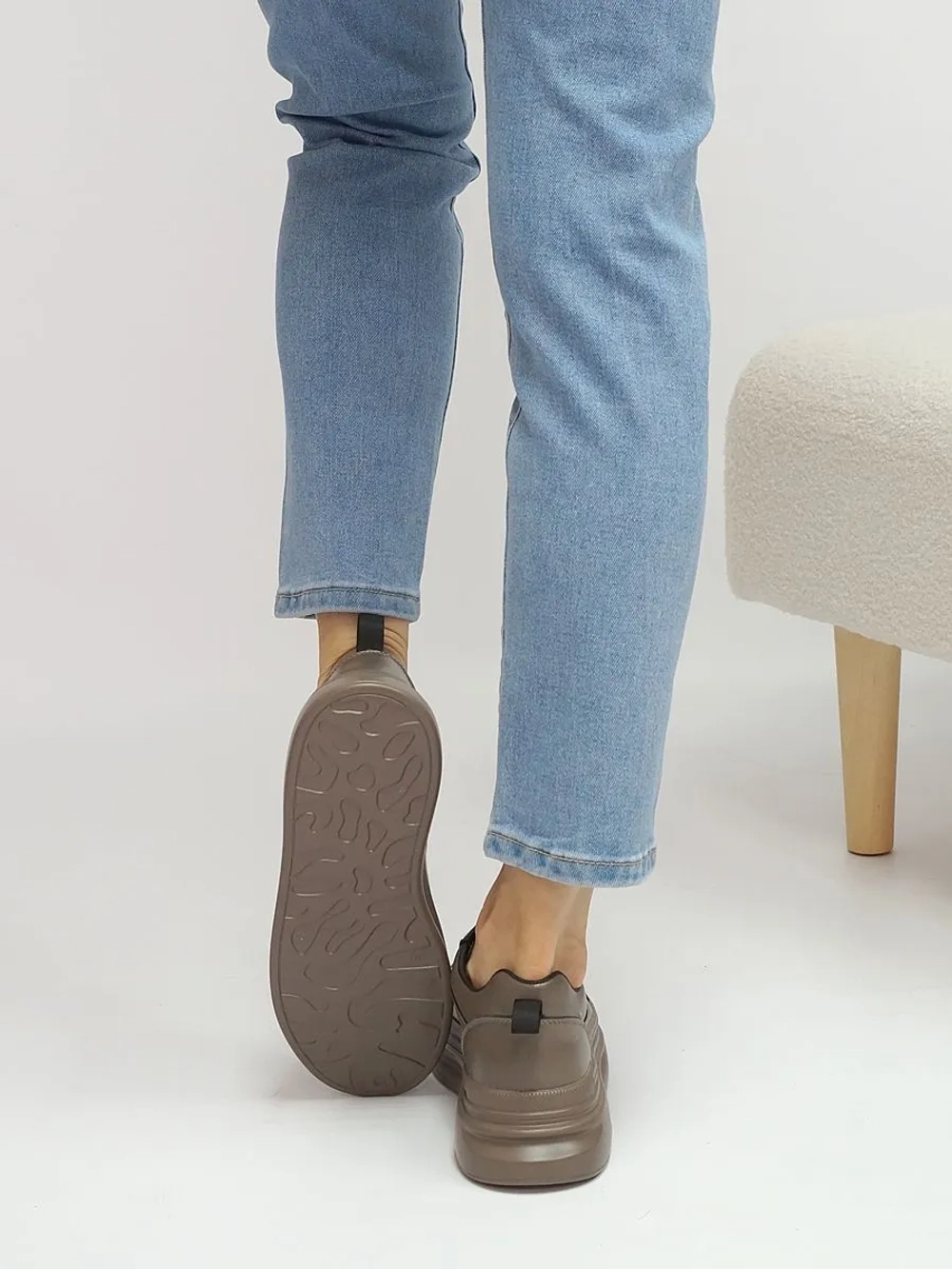 Кроссовки женские демисезонные натуральные