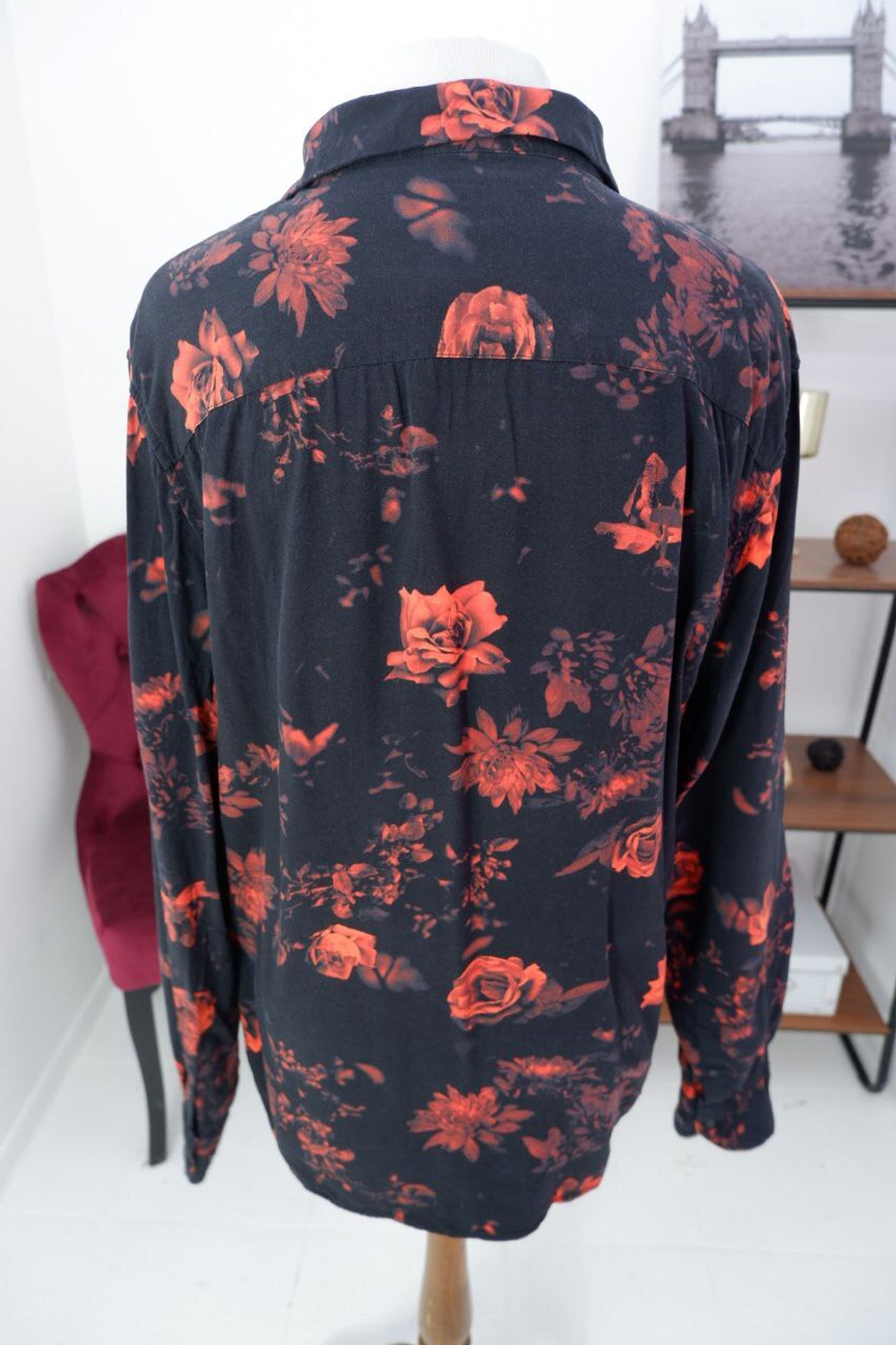 Блузка H&M с цветами 50 размер