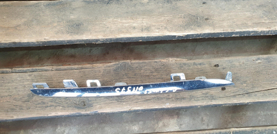 Молдинг решетки радиатора Mercedes C (W205) 14-18 Б/У Оригинал A2058880373