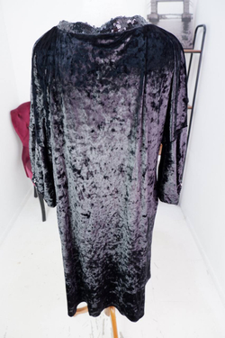 Платье Lucky Move бархатное, визуально на 56 размер, новое