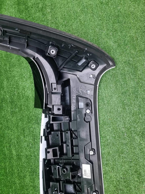 Спойлер крышки багажника Lixiang L6 (2024-н.в.)