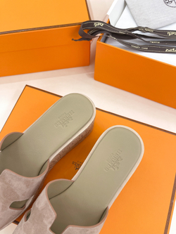 Hermes Eze 30 Sandal