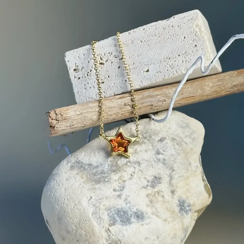 Колье Звезда с коньячным янтарем, позолота