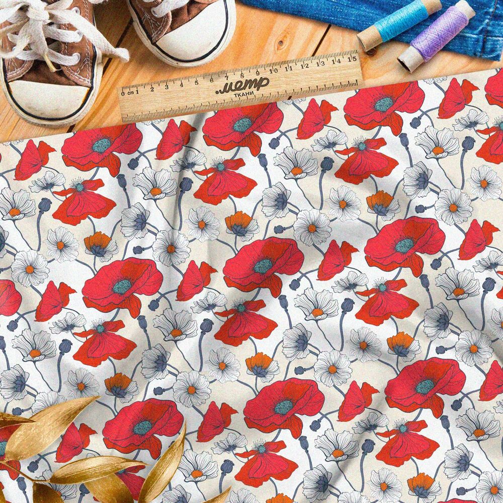 Ткань муслин насыщенные маки и цветы зреющей клубники