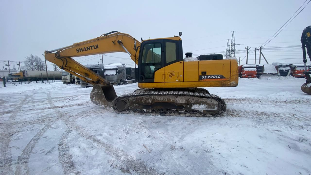 SHANTUI SE* Экскаватор SE220LC (Дизельный, 5,9 л, 152 л.с., АТ)
